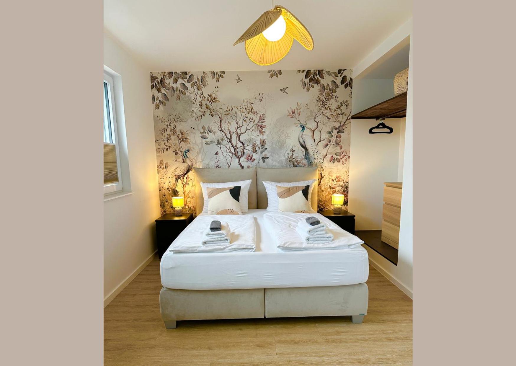 Special Apartment - Stadtnah, Balkon, Parkplatz, E-Ladestation, Gitterbox Fuer Fahrraeder, Fitnessstudio Κόμπλεντς Εξωτερικό φωτογραφία